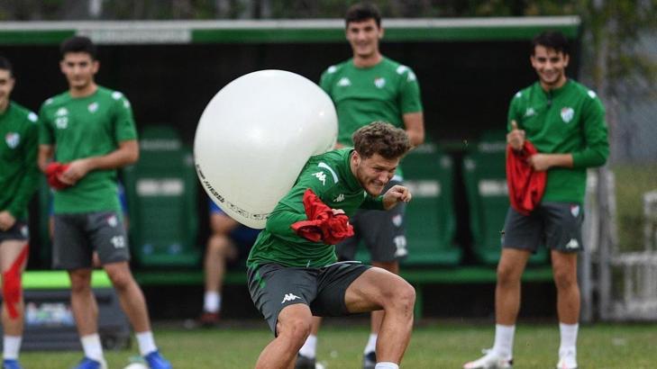 Bursaspor'da hazırlıklar sürüyor