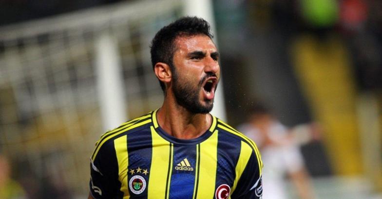 Selçuk Şahin futbolu bıraktığını açıkladı