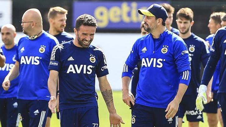 Fenerbahçe'de Erol Bulut - Gökhan Gönül zirvesi