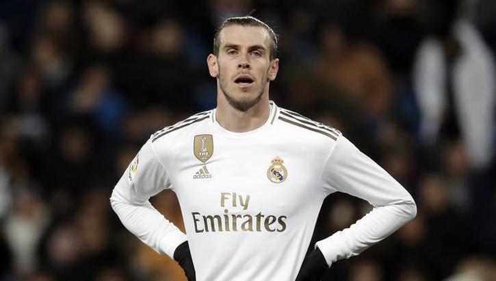 Bale Tottenham'la masaya oturdu