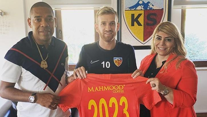 Kayserispor ile sözleşme yenileyen Pedro: Kayserispor'da kalmaktan mutluyum