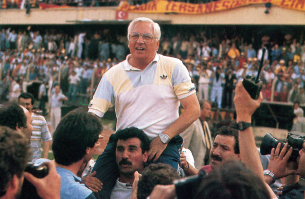 Galatasaray, Jupp Derwall'i andı