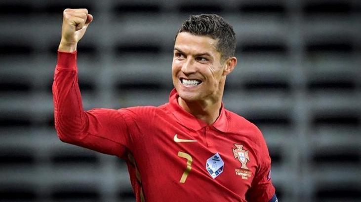 Ronaldo yine tarihe geçti