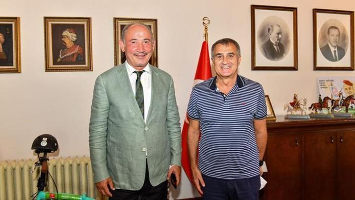 Şenol Güneş'ten Trabzon Büyükşehir Belediyesi'ne ziyaret