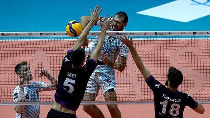 Efeler Ligi'nde siftah Halkbank'tan