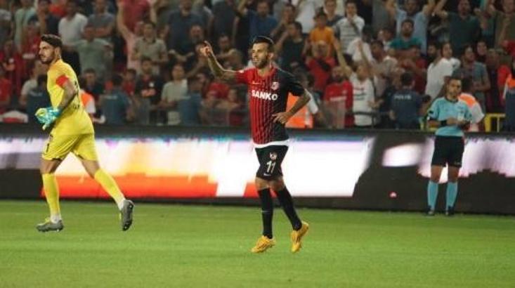 Güray Vural: İlk hedefimiz ligi garanti altına almak