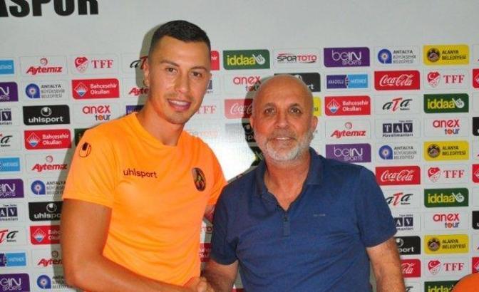Alanyaspor, Emre Güral'ın sözleşmesi feshetti