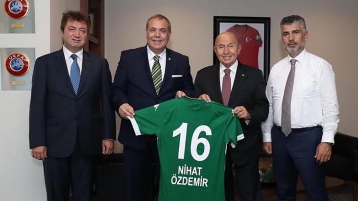 Bursaspor Başkanı Erkan Kamat, TFF Başkanı Nihat Özdemir'i ziyaret etti