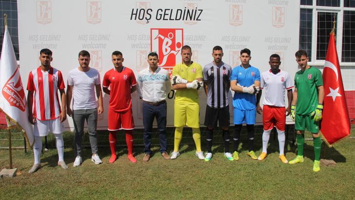 Balıkesirspor yeni sezon formalarını tanıttı