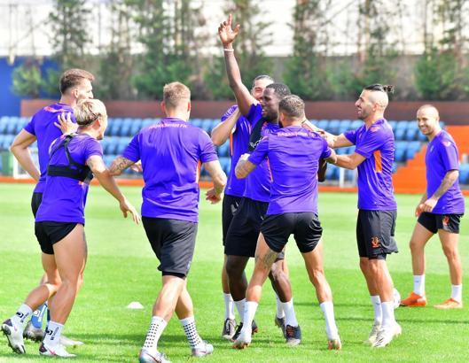Medipol Başakşehir'de Hatayspor maçı hazırlıkları sürüyor