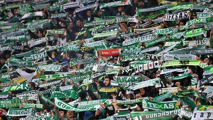 Bursaspor taraftarı ikiye bölündü!