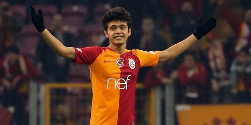 Genç futbolcu Mustafa Kapı, Galatasaray'a veda etti