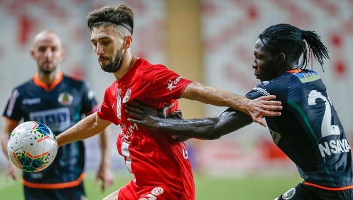 Fenerbahçe'de transfer gelişmesi! Antalya'dan Doğukan Sinik geliyor