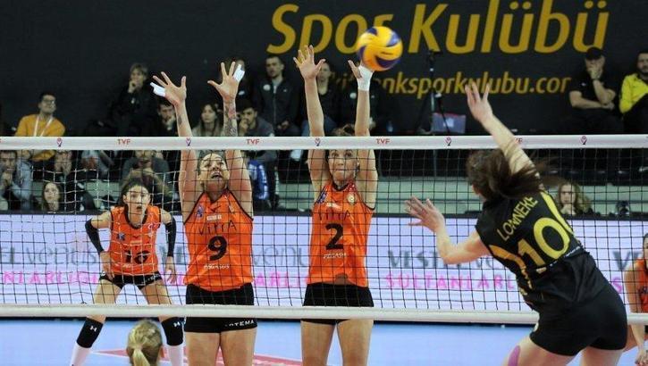 Şampiyonlar Kupası'nda Eczacıbaşı VitrA ile VakıfBank yarın karşılaşacak