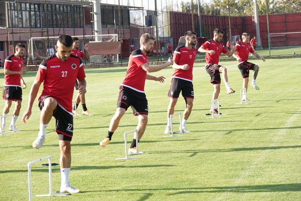 Gençlerbirliği, Süper Lig'in ilk haftasında yarın Antalyaspor'a konuk olacak