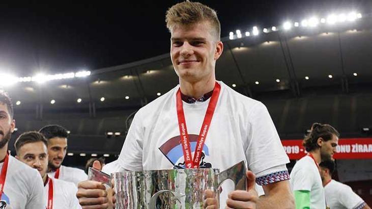 Alexander Sörloth değerini katlıyor