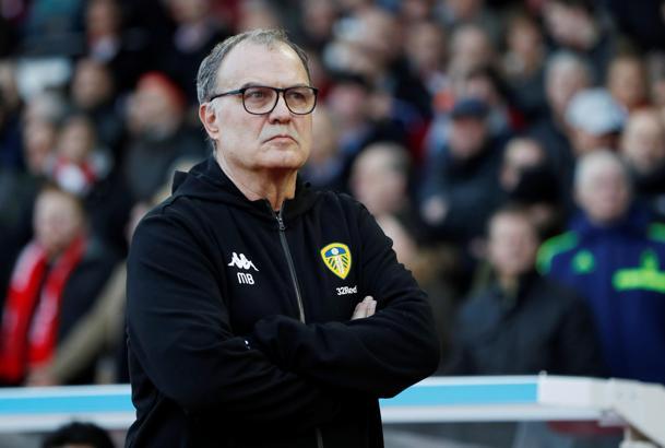 Leeds United'da Marcelo Bielsa'nın sözleşmesi bir yıl uzatıldı