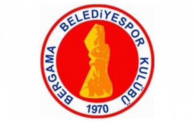 Bergama Belediyespor, 3 imza daha attırdı