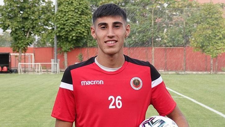 Gençlerbirliği'nin genç golcüsü Gökhan Altıparmak takımına katkı vermek istiyor