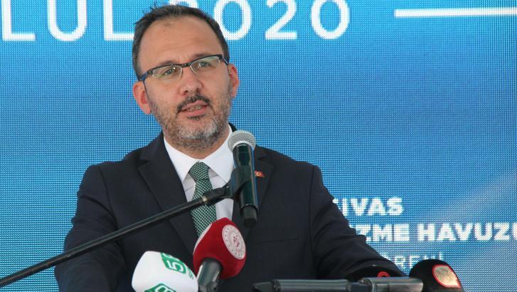 Bakan Kasapoğlu: “Zirveye oynama iddiamızı icraatlarla ispatladık”