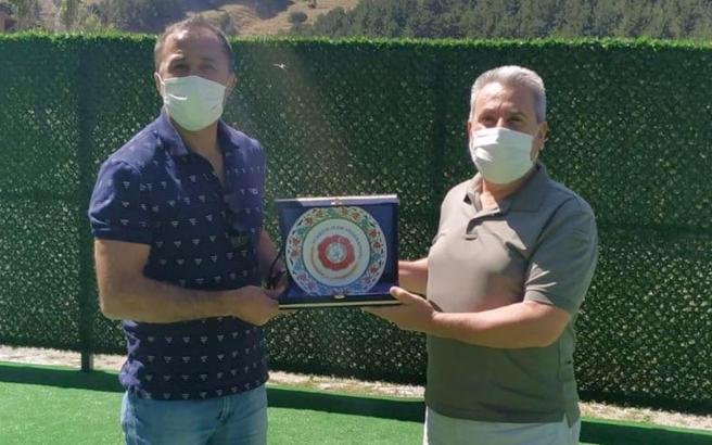 TJF Başkanı Sezer Huysuz olimpik milli sporcuların kampını ziyaret etti