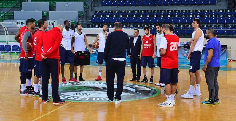 Stefanos Dedas: “Yeni yabancı kuralı takım kurarken beni etkilemiyor”