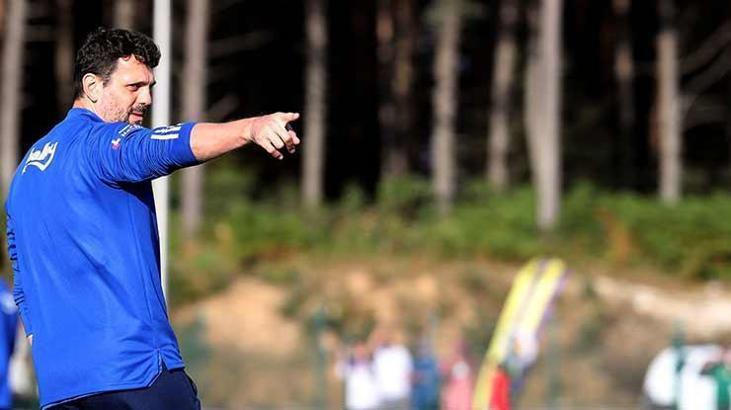 Fenerbahçe teknik direktörü Erol Bulut'tan transfer müjdesi