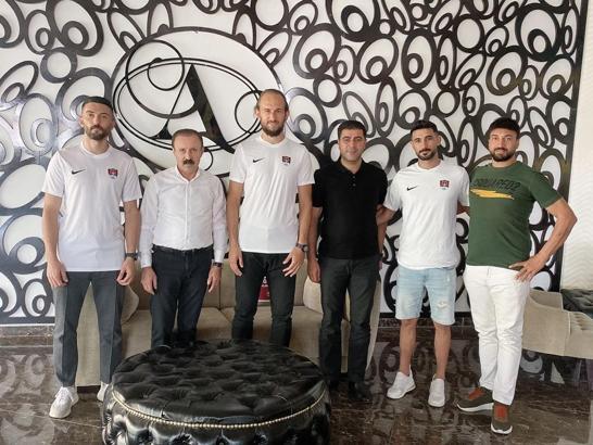 Van Spor FK'dan iç transferde 7 imza