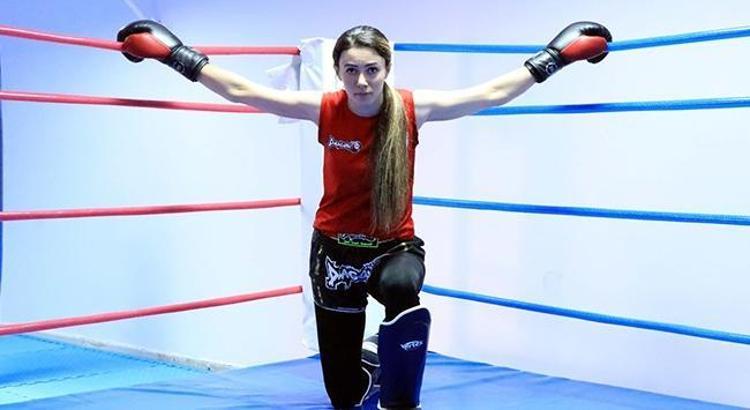 Milli kick boksçu Zelal Şengür'ün hedefi Avrupa şampiyonluğu