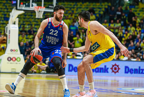 (ÖZET) Maccabi FOX - Anadolu Efes maç sonucu: 77-75
