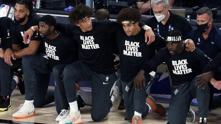 NBA'de tarihi gece: Maçlar ertelendi