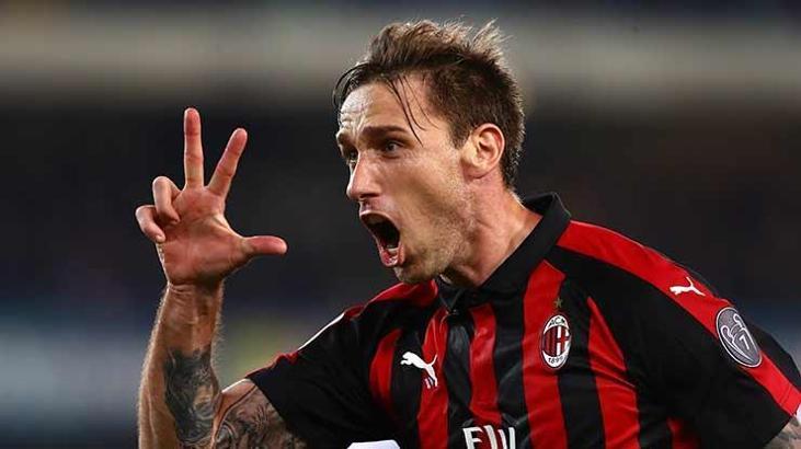 Trabzonspor orta saha için Lucas Biglia'yı transfer etmek istiyor