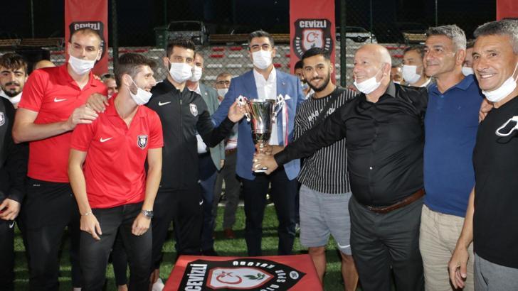 Cevizli Anadoluspor'da Kupa Sevinci