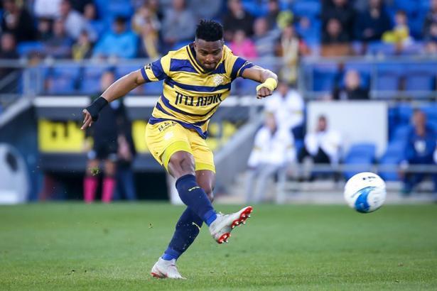 Sylvain Gbohouo ve Chikeluba Ofoedu, Göztepe'ye önerildi