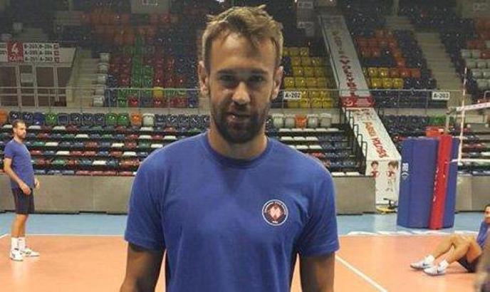 İnegöl Belediyespor Erkek Voleybol Takımı, Caner Dengin'i transfer etti