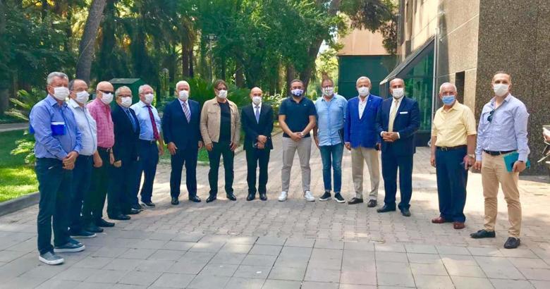 Başkan Tunç Soyer, İzmir spor kulüpleri ile bir araya geldi