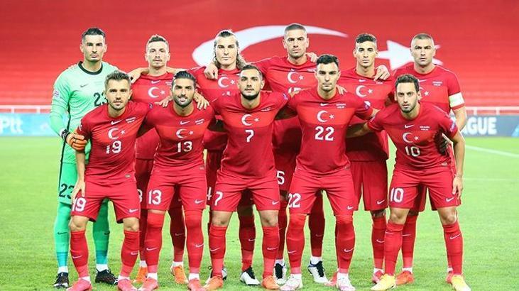 Sırbistan'a farklı kadro