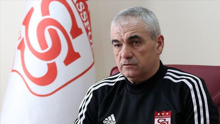 Rıza Çalımbay: En az 4-5 oyuncu daha almamız gerekiyor