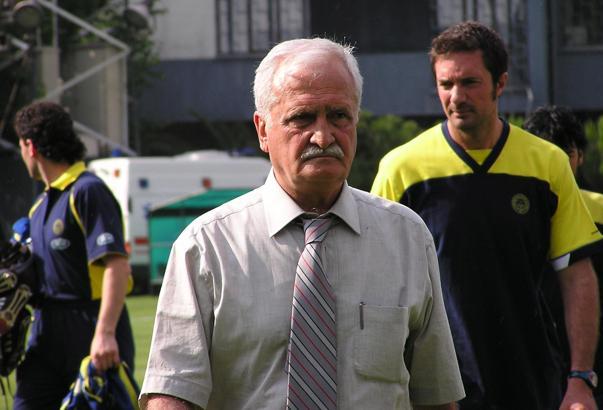 Fenerbahçe'nin eski teknik direktörü Tamer Güney vefat etti