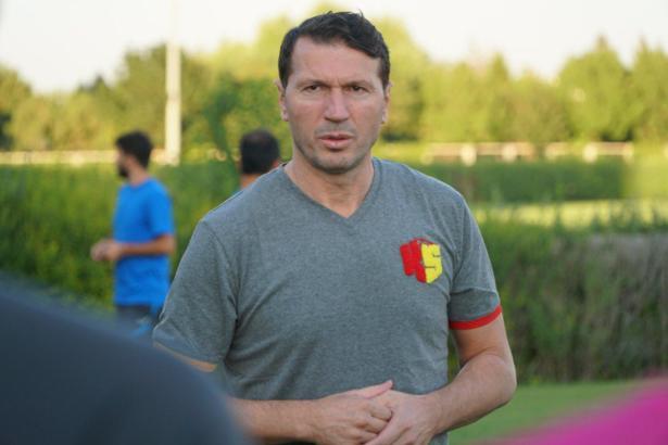 Kayserispor'da Bayram Bektaş teknik ekibini belirledi