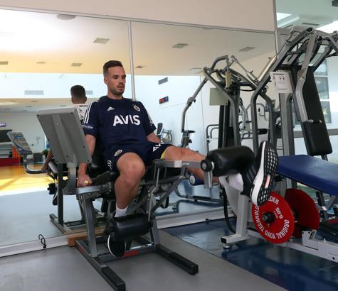 Fenerbahçe'de Miha Zajc ve Filip Novak, özel program dahilinde çalıştı