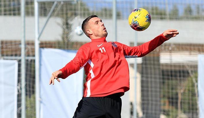 Antalyaspor'da Podolski seferberliği