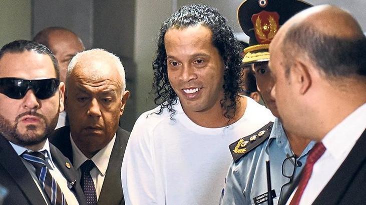 Ronaldinho rahat durmuyor