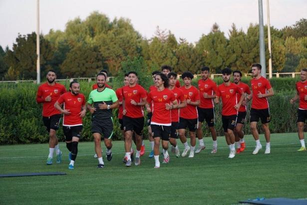 Kayserispor çalışmalara başladı