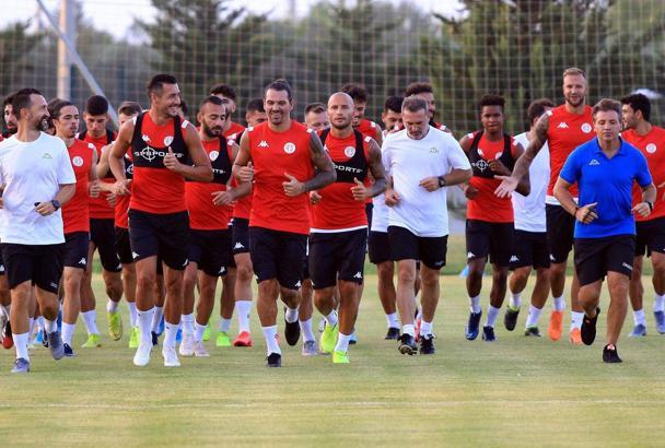 Antalyaspor yeni sezon hazırlıklarına başladı