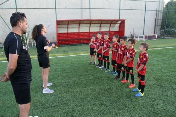Eskişehirspor'da altyapı hareketliliği