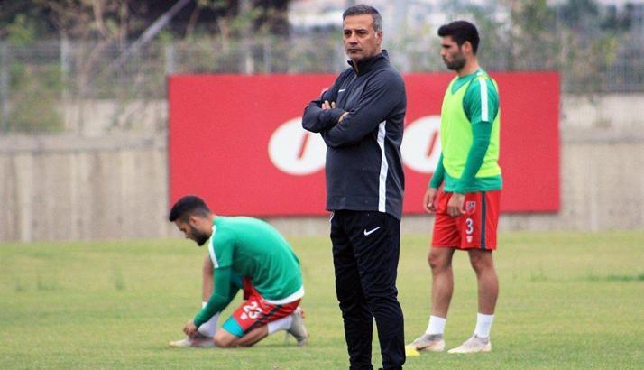 Karşıyaka'da Soner Tolungüç ile yollar ayrıldı