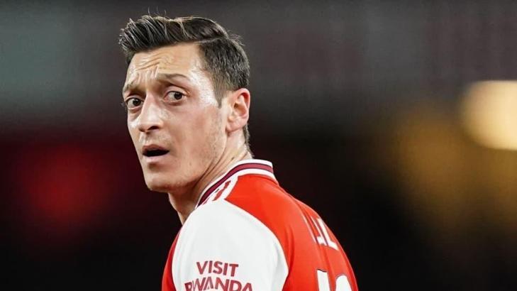 Arsenal'dan flaş Mesut Özil kararı: Git, maaşını ödeyelim!