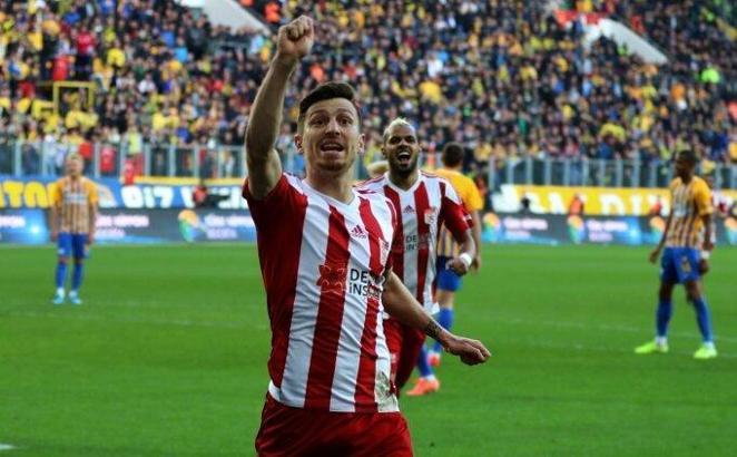 Mert Hakan Yandaş'tan dikkat çeken paylaşım