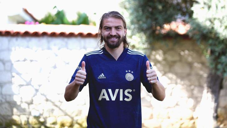 Fenerbahçe, Caner Erkin'i kadrosuna kattı